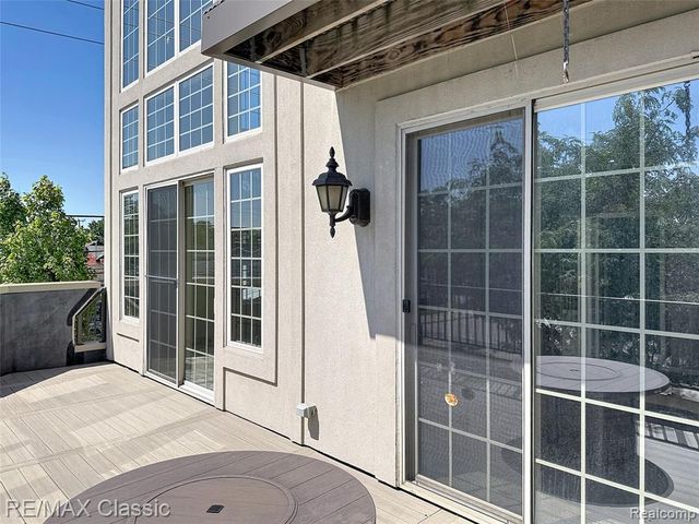 588 S Main Street, Plymouth, MI 48170