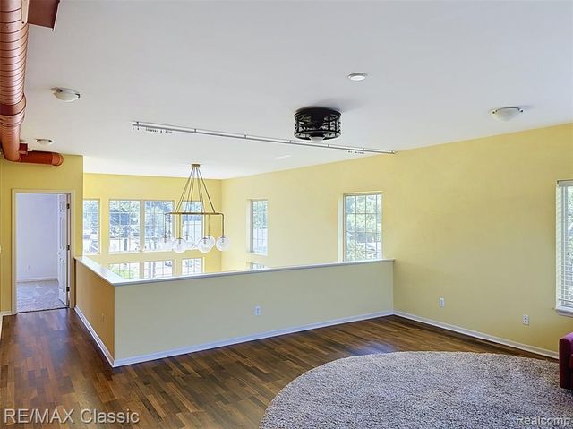 588 S Main Street, Plymouth, MI 48170