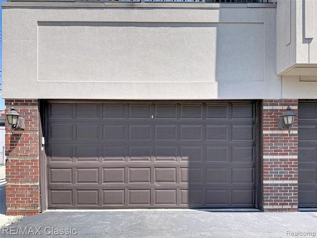 588 S Main Street, Plymouth, MI 48170