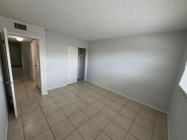 4160 NW 21st Street 220-E, Lauderhill, FL 33313