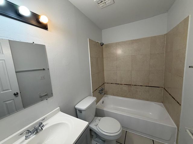 4160 NW 21st Street 220-E, Lauderhill, FL 33313