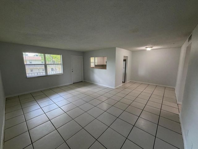 4160 NW 21st Street 220-E, Lauderhill, FL 33313