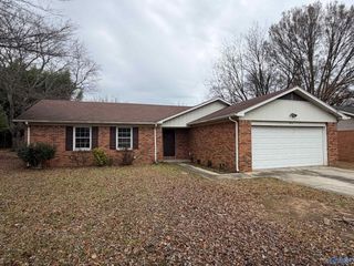 1416 Modaus Road, Decatur, AL 35603