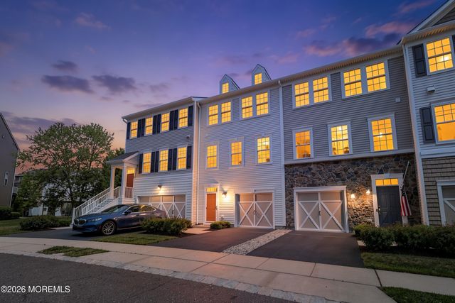 117 Beacon Lane, Eatontown, NJ 07724