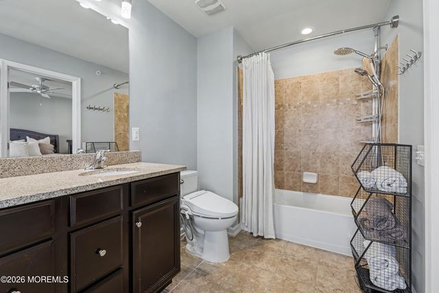 117 Beacon Lane, Eatontown, NJ 07724