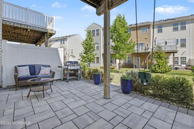 117 Beacon Lane, Eatontown, NJ 07724