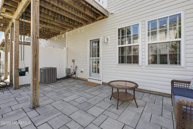 117 Beacon Lane, Eatontown, NJ 07724