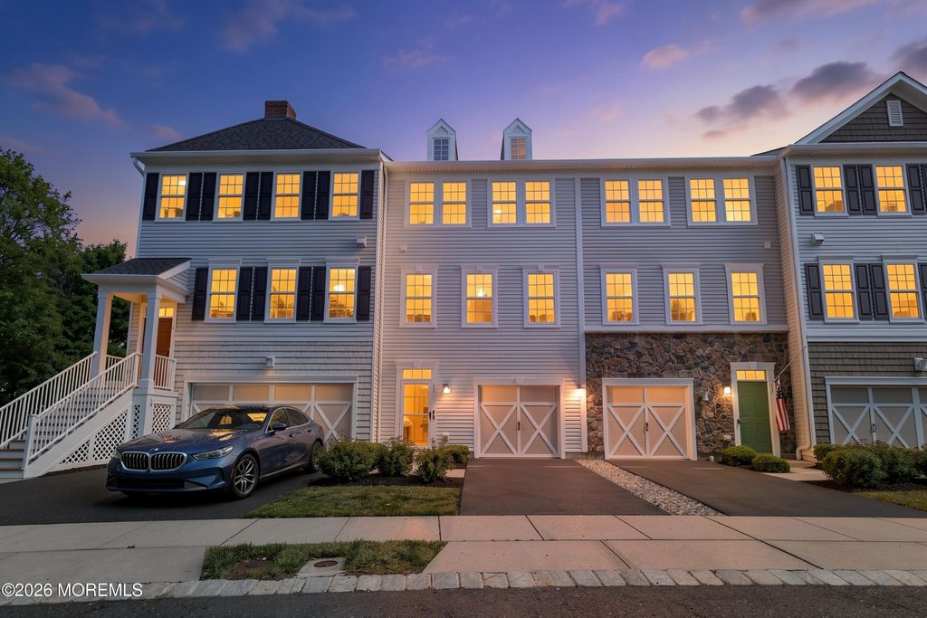 117 Beacon Lane, Eatontown, NJ 07724