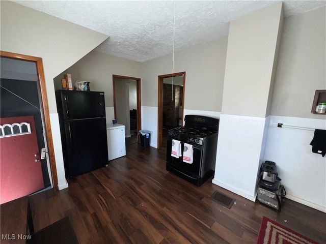 537 E 118th Street, Cleveland, OH 44108