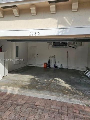 2160 NE 37th Rd, Homestead, FL 33033