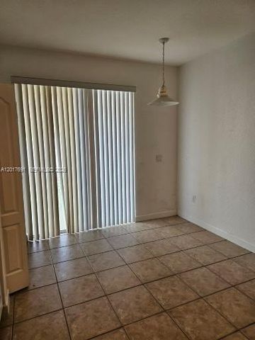 2160 NE 37th Rd, Homestead, FL 33033