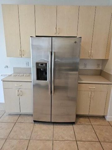 2160 NE 37th Rd, Homestead, FL 33033