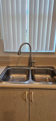2160 NE 37th Rd, Homestead, FL 33033