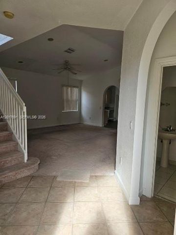 2160 NE 37th Rd, Homestead, FL 33033