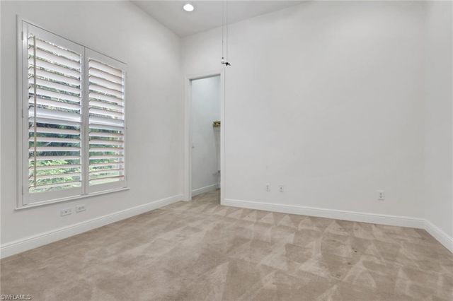 10233 Avonleigh DR, Bonita Springs, FL 34135