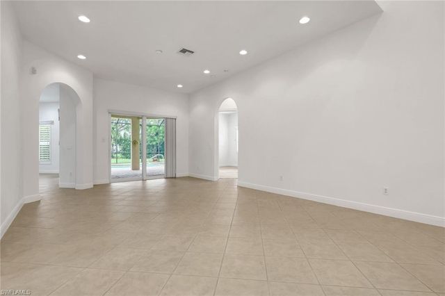 10233 Avonleigh DR, Bonita Springs, FL 34135