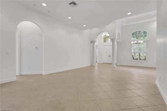 10233 Avonleigh DR, Bonita Springs, FL 34135