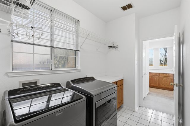 4521 Newport Drive, The Colony, TX 75056