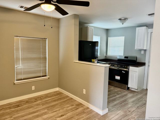 807 E Southcross Blvd Apt 1, San Antonio, TX 78214