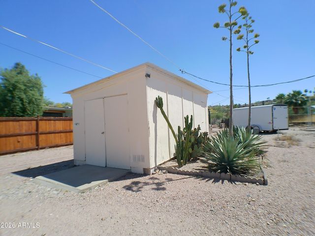 393 N BUCKHORN Court, Queen Valley, AZ 85118
