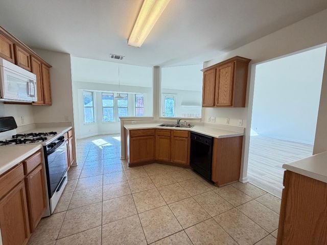 1913 Overland, Leander, TX 78641