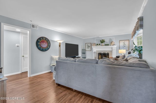 623 Brookside Drive, Toms River, NJ 08753