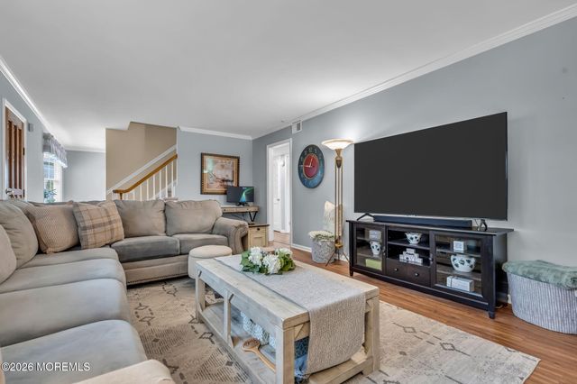 623 Brookside Drive, Toms River, NJ 08753
