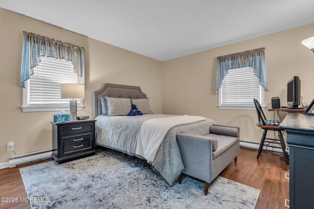 623 Brookside Drive, Toms River, NJ 08753
