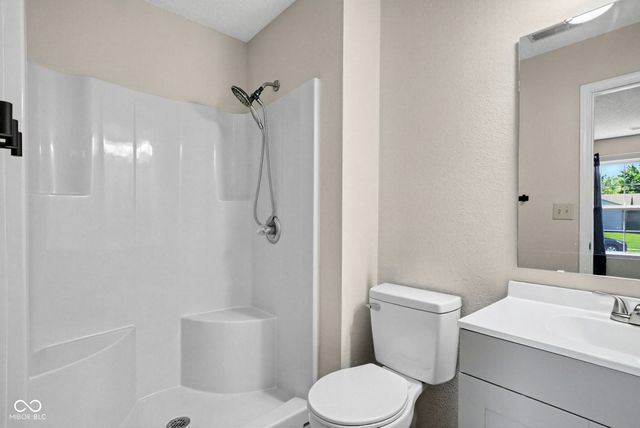 2324 Historic Oaks Boulevard, Indianapolis, IN 46214