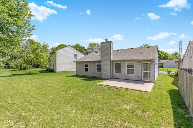 2324 Historic Oaks Boulevard, Indianapolis, IN 46214