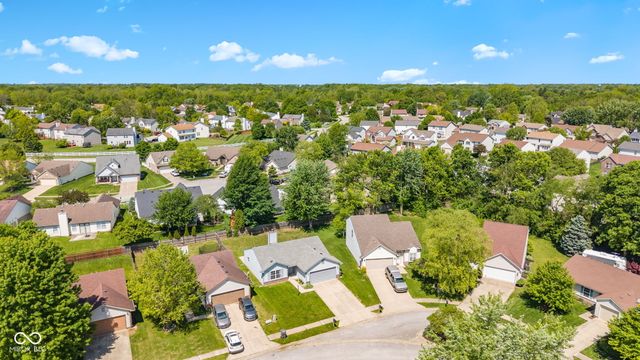 2324 Historic Oaks Boulevard, Indianapolis, IN 46214