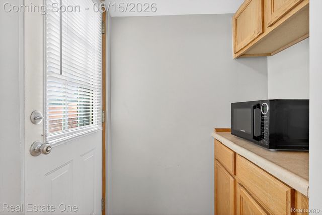 466 Spruce Street, Wyandotte, MI 48192