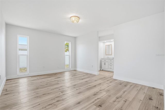 5708 BAYSHORE DRIVE, Seminole, FL 33772