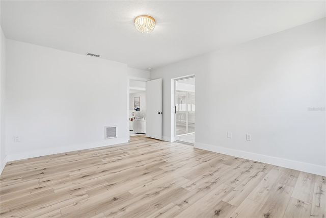 5708 BAYSHORE DRIVE, Seminole, FL 33772