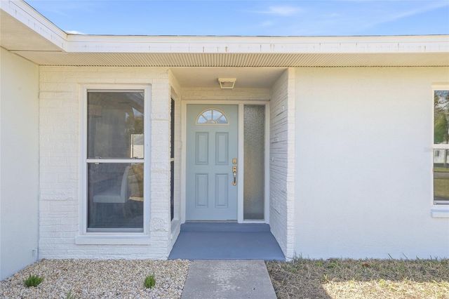 5708 BAYSHORE DRIVE, Seminole, FL 33772