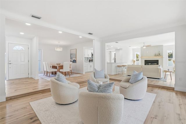 5708 BAYSHORE DRIVE, Seminole, FL 33772