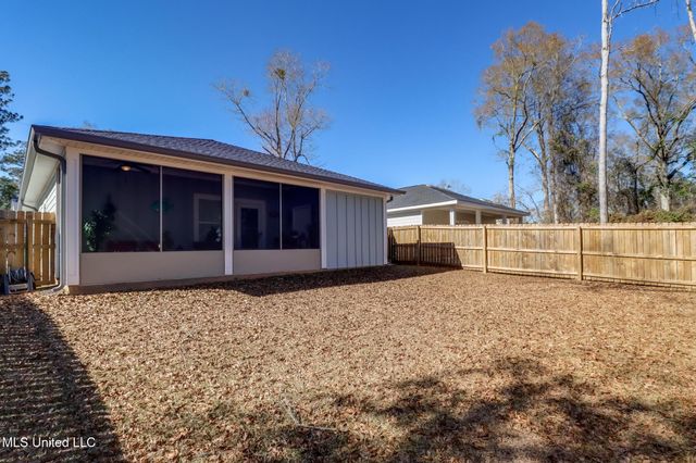 13494 Dee Avenue, Gulfport, MS 39503