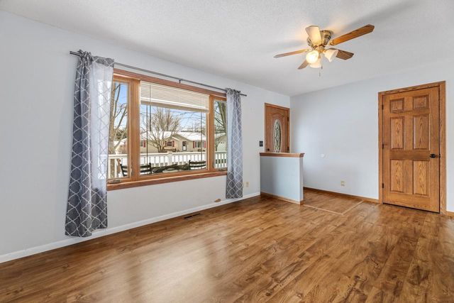 1575 N Hillview DRIVE, Buffalo City, WI 54622