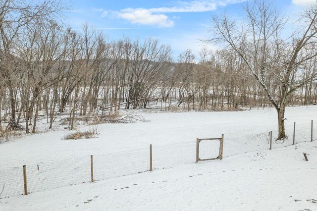 1575 N Hillview DRIVE, Buffalo City, WI 54622