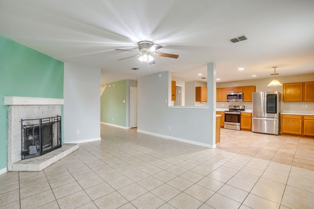 10660 Flagstaff Run, Fort Worth, TX 76140