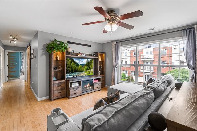 16 Margin St 5, Lynn, MA 01905