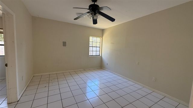 354 Baysinger Ave, Fort Pierce, FL 34982