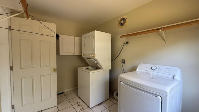 354 Baysinger Ave, Fort Pierce, FL 34982