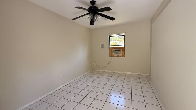 354 Baysinger Ave, Fort Pierce, FL 34982