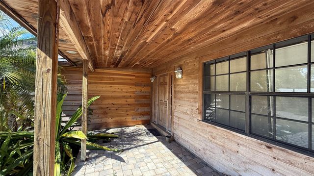 354 Baysinger Ave, Fort Pierce, FL 34982