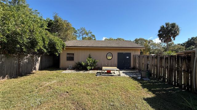 354 Baysinger Ave, Fort Pierce, FL 34982
