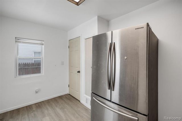 633 Waldman Avenue, Flint, MI 48507