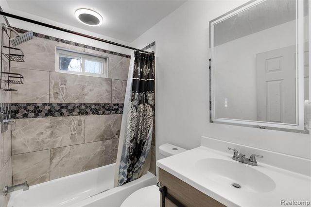 633 Waldman Avenue, Flint, MI 48507