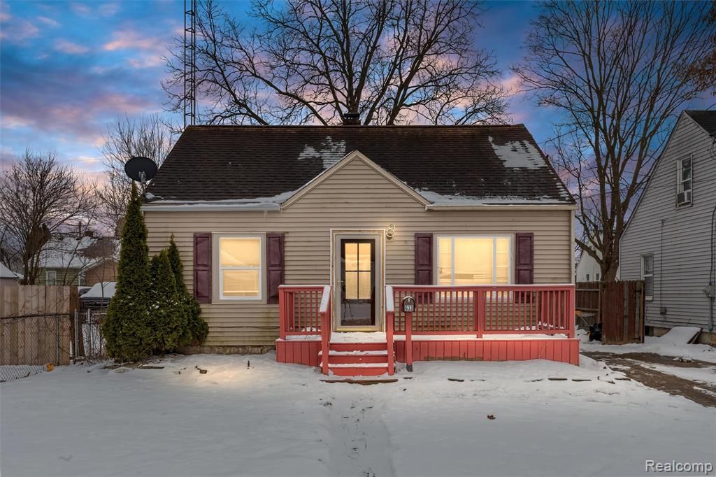 633 Waldman Avenue, Flint, MI 48507