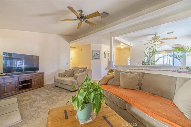 2082 W Avenue K12, Lancaster, CA 93536